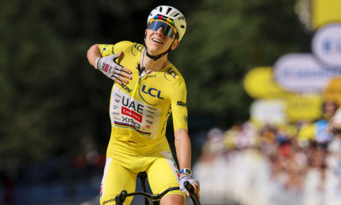 tadej-pogacar-extends-tour-de-france-lead