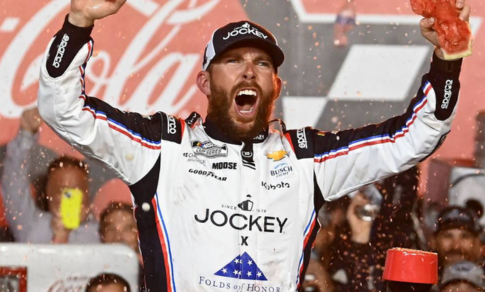 ross-chastain-wins-coca-cola-600-in-dramatic-comeback