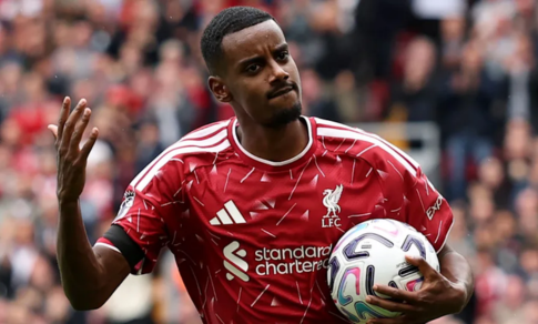 alexander-isak-says-liverpool-move