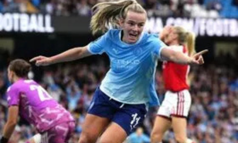manchester-city-come-from-behind-twice-to-beat-arsenal-4-2-in-wsl-thriller