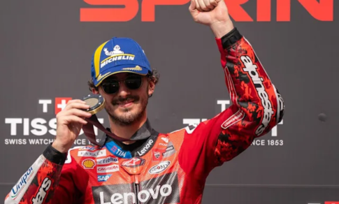 francesco-bagnaia-dominates-malaysian-motogp-sprint
