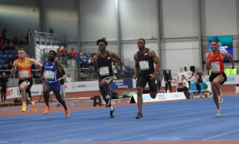 akinola-s-fairytale-rise-continues-with-irish-record-silver