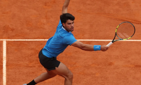 alcaraz-opens-barcelona-campaign-with-straight-set-win-over-virtanen