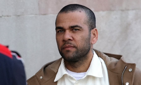 Dani Alves returns €150,000 to Neymar Jr.'s father amid sexual assault conviction appeal